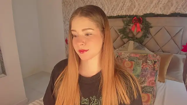 Snapshot of Lady_lacey05 chatting on 12/21/24, 02:37 Lady lacey05 online show from 12/21/24, 02:37