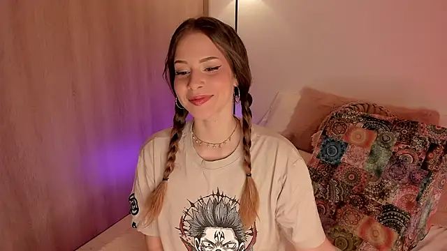 Lady lacey05 online show from 04/02/26, 01:25