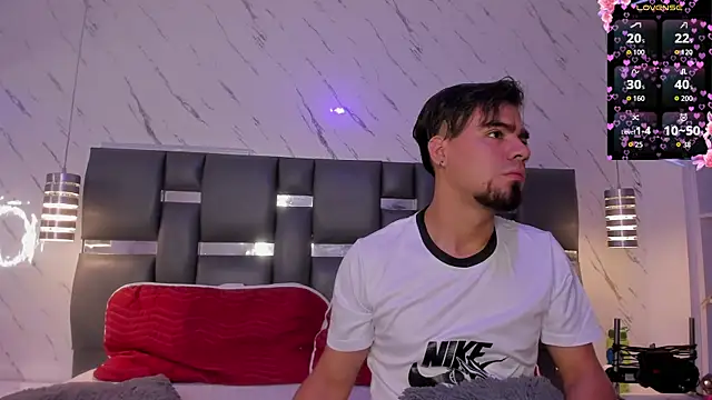 PittAndLunaa online show from 03/03/26, 12:33