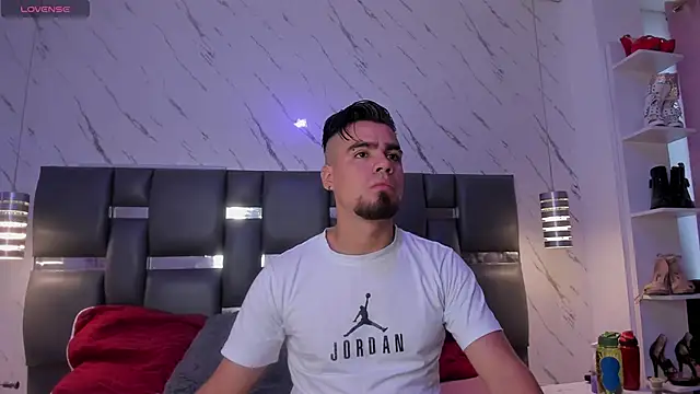 PittAndLunaa online show from 03/07/26, 12:24