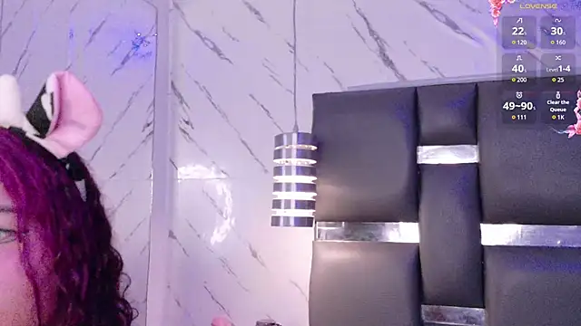 PittAndLunaa online show from 06/03/26, 12:08