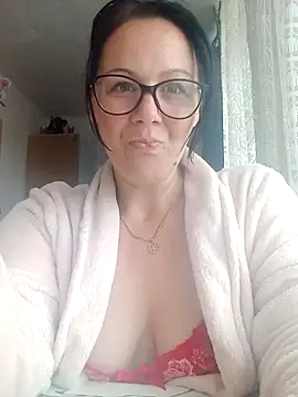 fekete demon online show from 11/23/25, 09:09