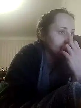 emeli moon online show from 01/08/25, 08:07