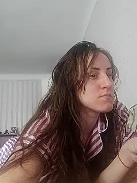 emeli moon online show from 03/22/25, 08:51