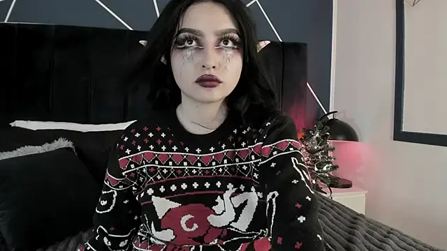 Adeelinee online show from 12/23/24, 10:55