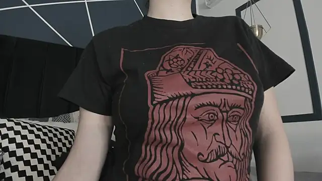 Adeelinee online show from 01/25/25, 07:39