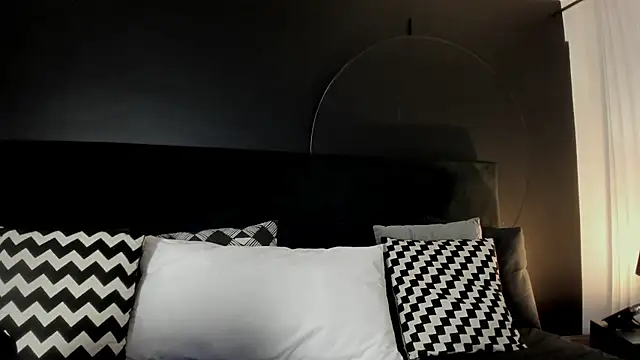 Adeelinee online show from 07/27/26, 07:43
