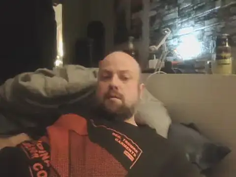 Snapshot of Prehistorixxx2686 chatting on 01/18/25, 11:22 Prehistorixxx2686 online show from 01/18/25, 11:22