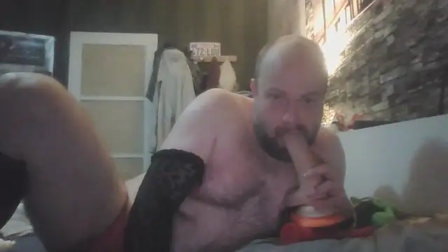 Prehistorixxx2686 online show from 02/04/26, 09:20