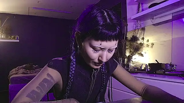 god x girl online show from 12/20/24, 06:24