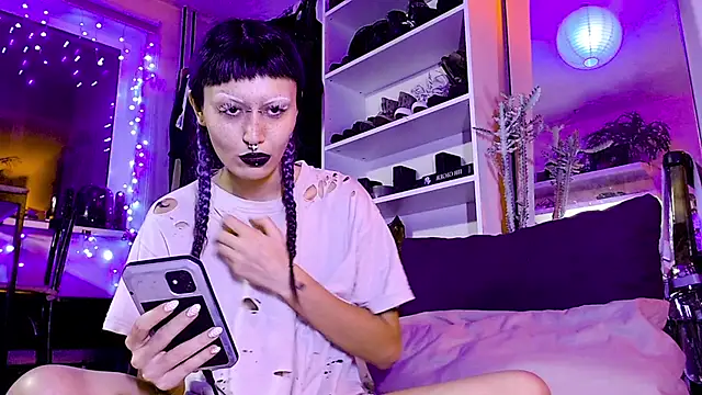 god x girl online show from 12/21/24, 09:58