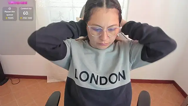 samantha  wilson online show from 12/14/24, 01:38