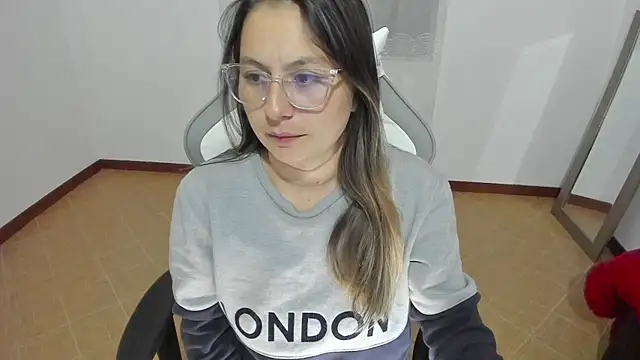 samantha  wilson online show from 02/05/25, 12:10