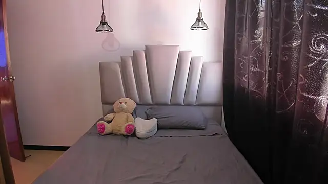 samantha  wilson online show from 11/07/25, 01:22