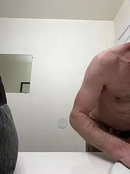 El Gizmo online show from 01/10/25, 11:54