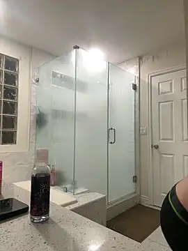 El Gizmo online show from 11/12/25, 12:38