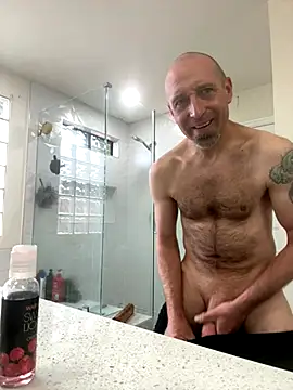 El Gizmo online show from 11/24/25, 05:34