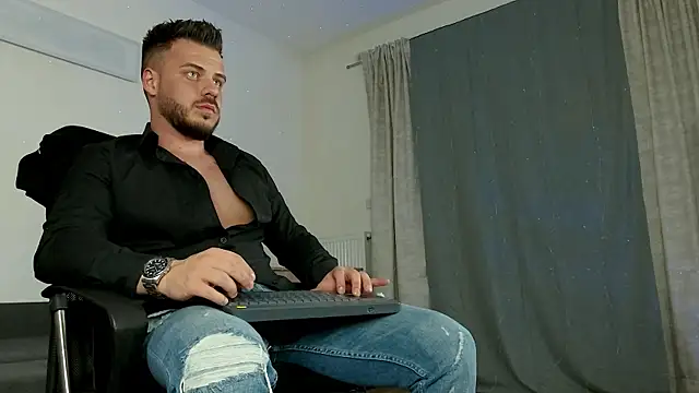 juliusmasters online show from 03/03/25, 08:11