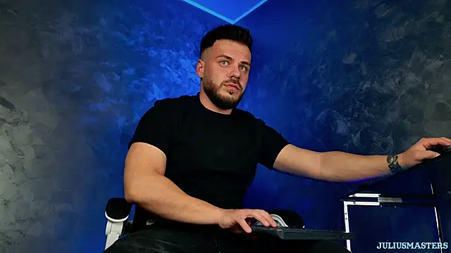 juliusmasters online show from 04/05/26, 08:39