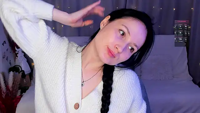 LisaMooore online show from 01/11/25, 04:25