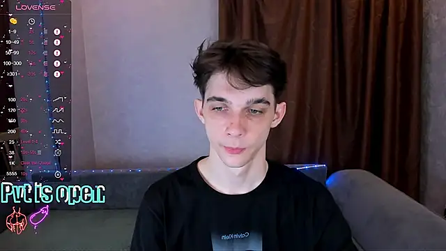 Aaron Boom online show from 04/16/26, 08:42