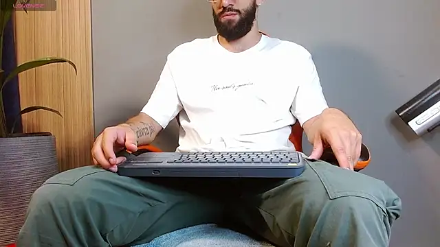 Mr WhiteCock online show from 09/19/25, 11:38