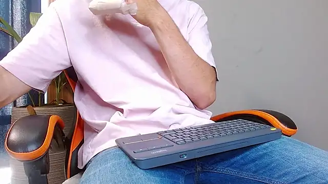 Mr WhiteCock online show from 10/19/25, 07:36