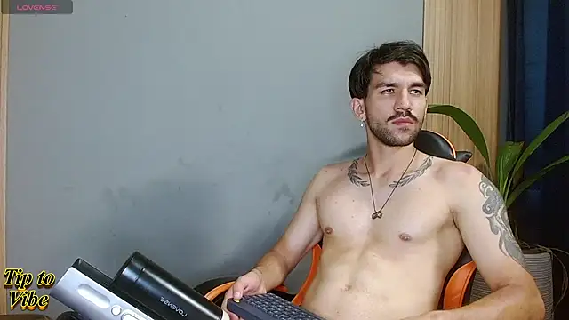 Mr WhiteCock online show from 11/30/25, 02:26