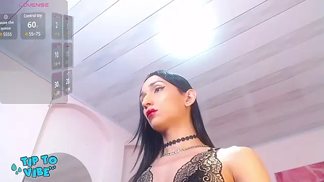 Snapshot of tamarafoxy_ chatting on 01/18/25, 12:15 tamarafoxy online show from 01/18/25, 12:15