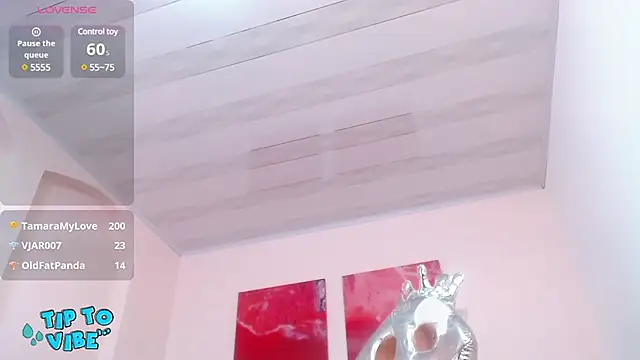 Snapshot of tamarafoxy_ chatting on 02/16/25, 03:59 tamarafoxy online show from 02/16/25, 03:59