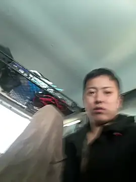 emon2122 online show from 04/17/26, 02:47