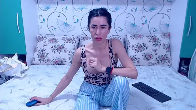 demiemorre online show from 01/24/25, 08:02