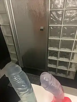 QueenMelissa80 online show from 10/20/25, 05:13