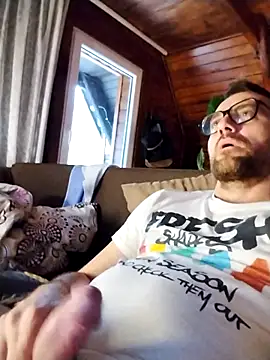 tomee83 online show from 12/16/25, 01:27