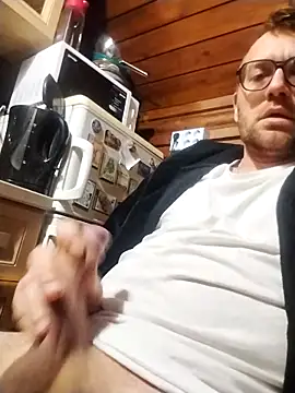 tomee83 online show from 01/06/26, 06:06