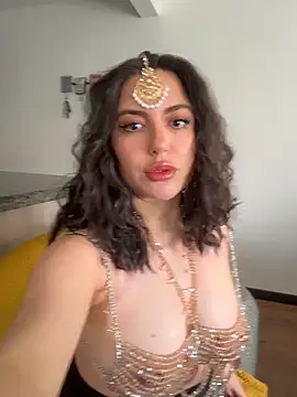 Snapshot of sukhakunis1 chatting on 06/14/26, 01:24 sukhakunis1 online show from 06/14/26, 01:24