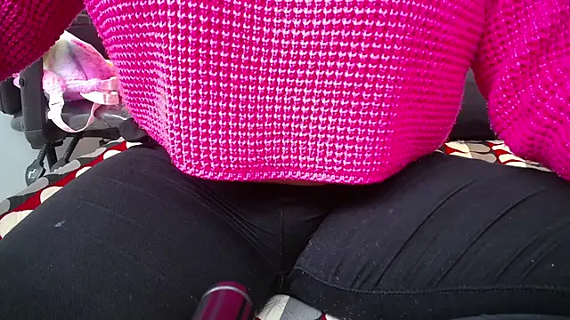 dayadubey  online show from 09/10/25, 10:04