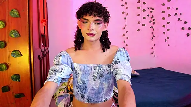 lucianromero online show from 10/13/25, 10:43