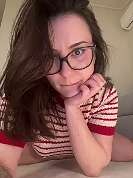 Its Jade online show from 04/20/26, 08:43