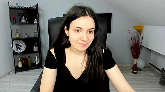 Snapshot of MelissaWiliam chatting on 03/05/25, 12:11 MelissaWiliam online show from 03/05/25, 12:11