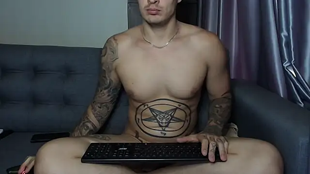 Snapshot of baphomet_from_ice chatting on 03/14/25, 03:26 baphomet from ice online show from 03/14/25, 03:26