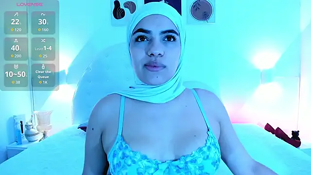 Umarani  online show from 11/18/25, 06:45