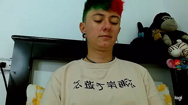 tomboyblue online show from 02/17/25, 04:48