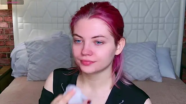 Lisa Adam online show from 10/07/25, 06:05