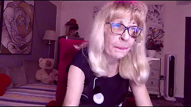 HornyMilf 555 online show from 02/11/26, 04:12