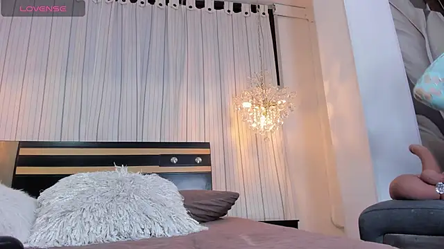 DahianaLincoln online show from 01/23/25, 07:40