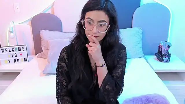 SophieGomez22 online show from 03/02/25, 05:25