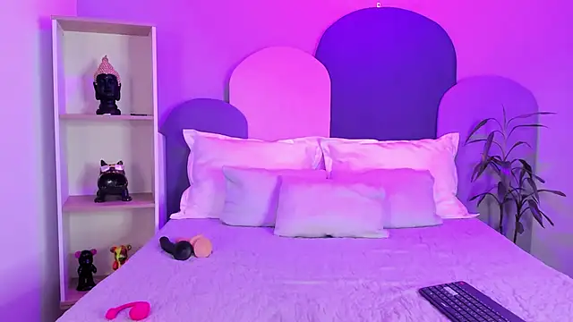 SophieGomez22 online show from 02/07/26, 11:14