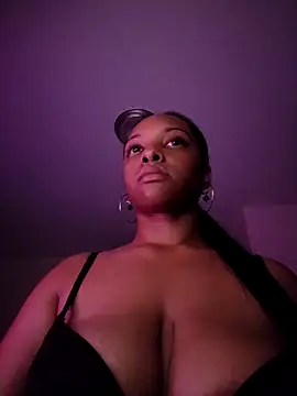 cnc cutiexx online show from 04/12/26, 12:21