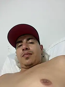 DanielGomez9 online show from 01/27/25, 04:41